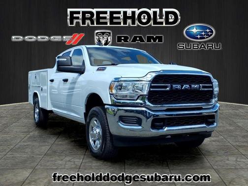 Bright White Clearcoat 2023 RAM 3500 Tradesman