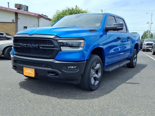 Hydro Blue Pearlcoat 2023 RAM 1500 Big Horn
