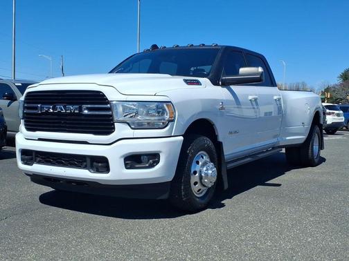 Bright White Clearcoat 2021 RAM 3500 Big Horn