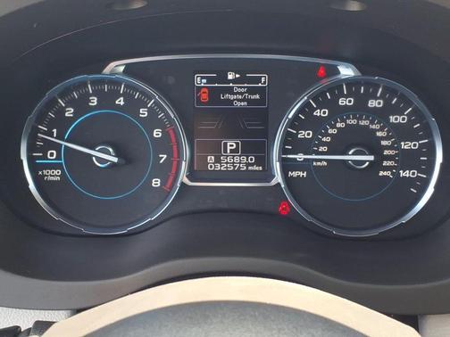 Ice Silver Metallic 2018 Subaru Forester 2.5i Premium