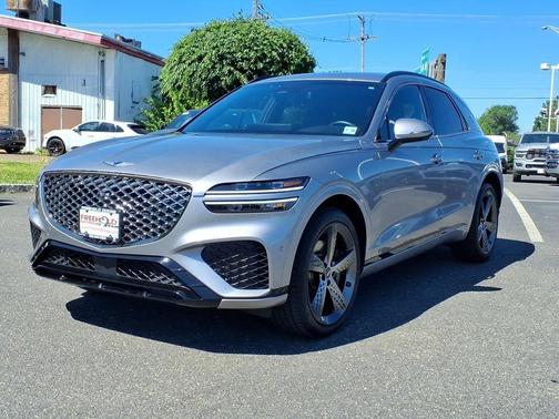 Savile Silver 2023 Genesis GV70 2.5T