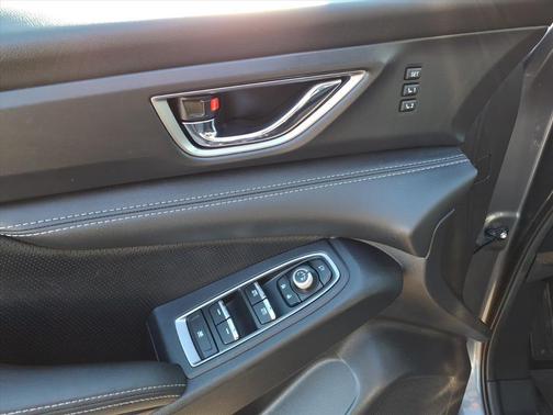 2023 Subaru Ascent Limited 8-Passenger