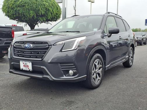 2022 Subaru Forester Premium