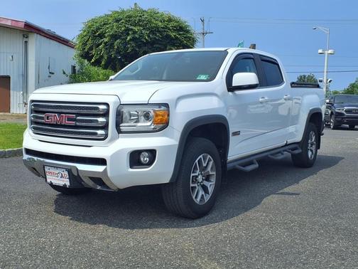2017 GMC Canyon SLE