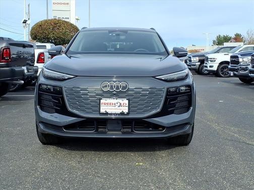 2025 Audi Q6 e-tron Premium