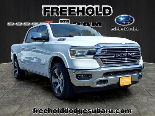 Bright White Clearcoat 2022 RAM 1500 Laramie