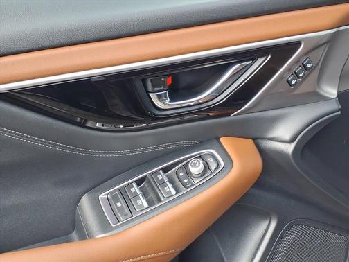 2021 Subaru Outback Touring XT