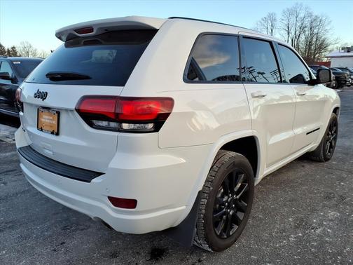 2021 Jeep Grand Cherokee Laredo X