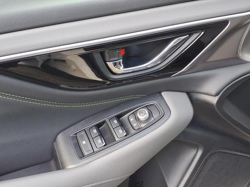2025 Subaru Outback Onyx Edition XT
