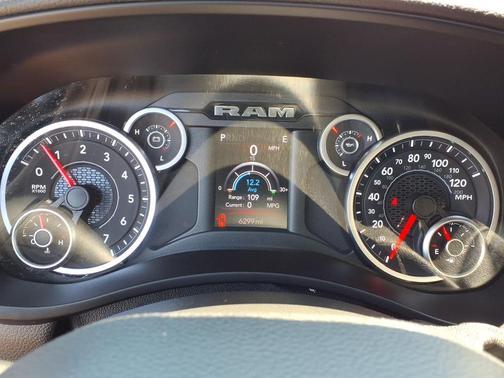 Diamond Black 2025 RAM 2500 Big Horn
