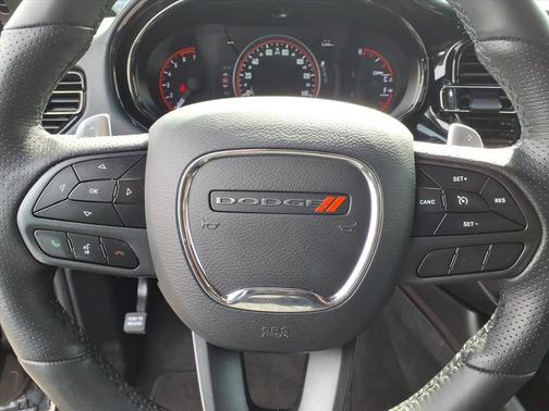 DB Black Crystal Clearcoat 2022 Dodge Durango R/T