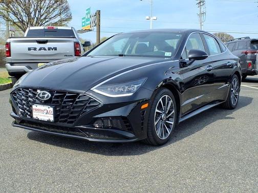 Onyx Black 2023 Hyundai SONATA Limited