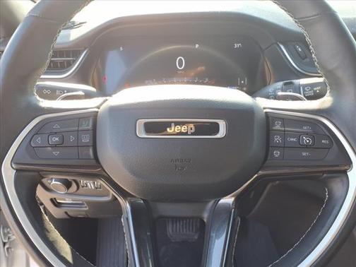 2021 Jeep Grand Cherokee L Laredo