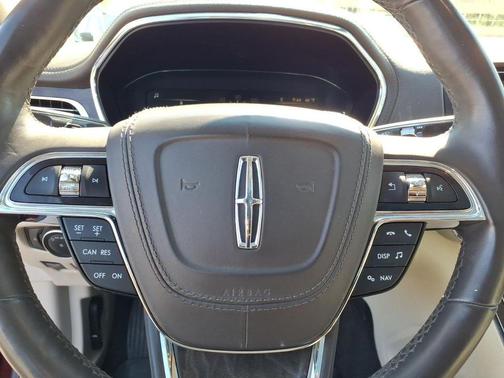 Burgundy 2017 Lincoln Continental Reserve