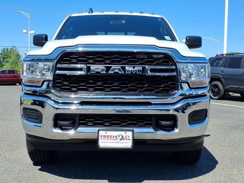 Bright White Clearcoat 2022 RAM 2500 Tradesman