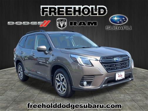 2022 Subaru Forester Premium