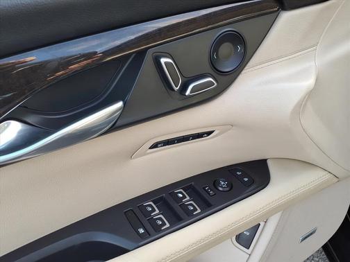 2017 Cadillac CT6 2.0L Turbo Standard