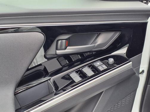 2025 Subaru Solterra