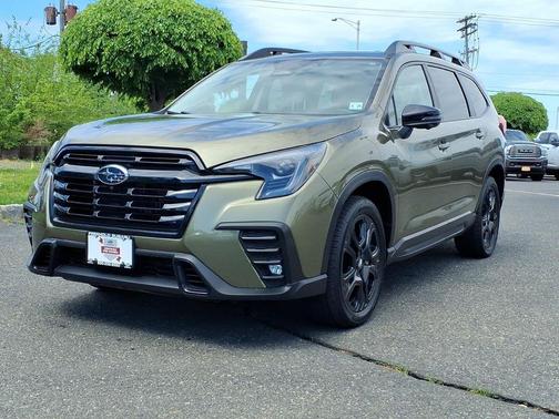 Autumn Green Metallic 2023 Subaru Ascent Onyx Edition Limited