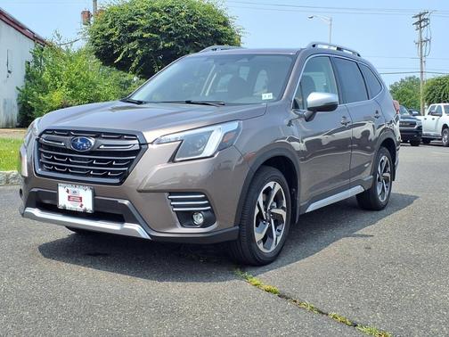 2022 Subaru Forester Touring