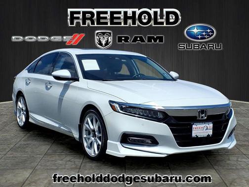 Platinum White Pearl 2019 Honda Accord Touring 2.0T
