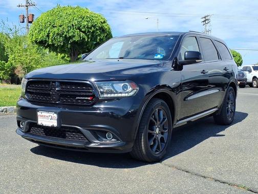 Brilliant Black Crystal Pearlcoat 2016 Dodge Durango R/T