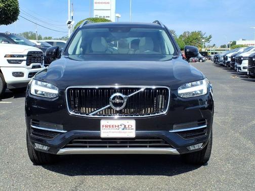 Onyx Black Metallic 2019 Volvo XC90 T5 Momentum