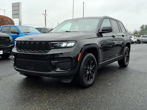 2024 Jeep Grand Cherokee Laredo