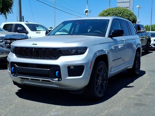 Silver Zynith 2023 Jeep Grand Cherokee 4xe Base