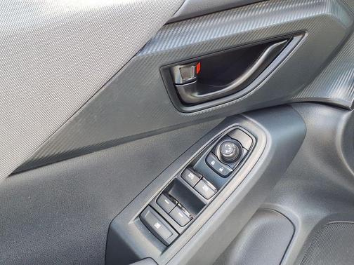 Crystal White Pearl 2024 Subaru Crosstrek Premium