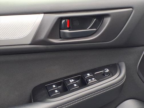 2019 Subaru Outback 2.5i