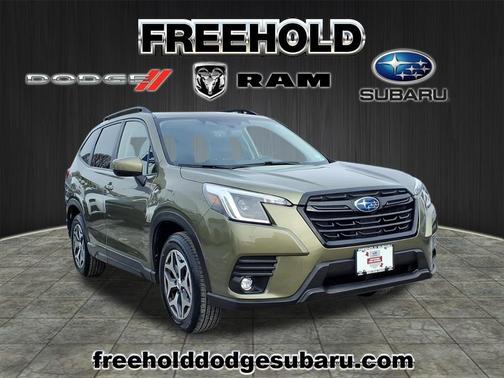 2024 Subaru Forester Premium