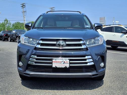 2017 Toyota Highlander Limited Platinum