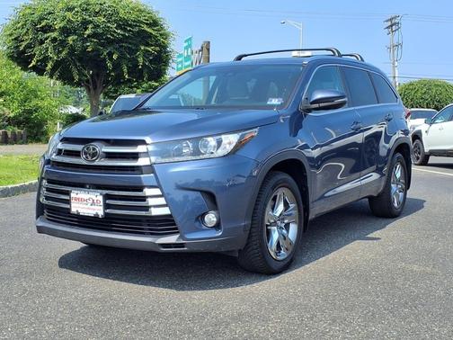 2017 Toyota Highlander Limited Platinum