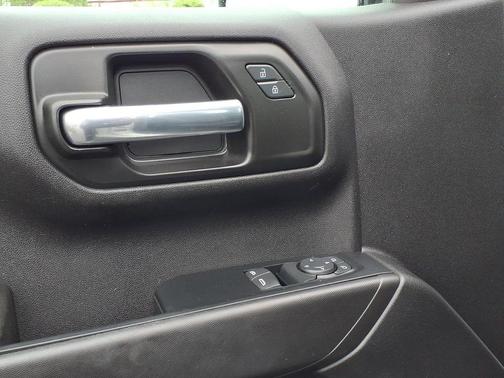 Summit White 2023 Chevrolet Silverado 1500 WT
