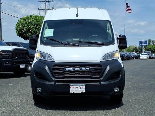 Bright White Clearcoat 2025 RAM ProMaster 2500 High Roof