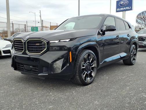2023 BMW XM Base