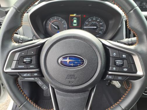 Crystal White Pearl 2023 Subaru Crosstrek Premium