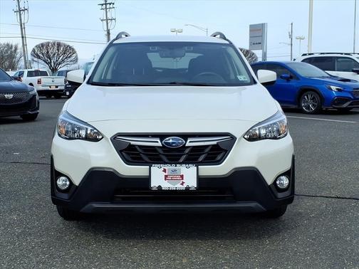 Crystal White Pearl 2023 Subaru Crosstrek Premium