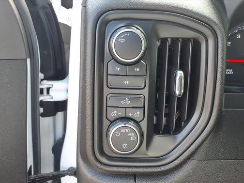 2024 Chevrolet Silverado 2500 Custom