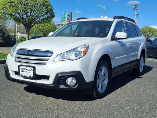 Satin White Pearl 2014 Subaru Outback 2.5i Premium