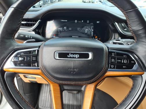 2023 Jeep Grand Cherokee Summit