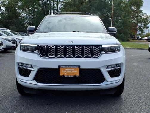 2023 Jeep Grand Cherokee Summit