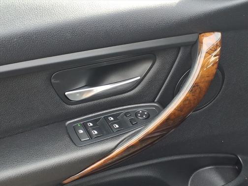 2015 BMW 328 i xDrive