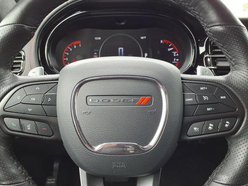 DB Black Crystal Clearcoat 2024 Dodge Durango R/T