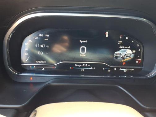 Summit White 2023 GMC Yukon AT4