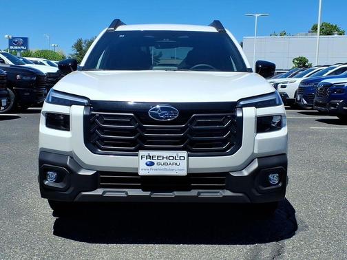 Crystal White Pearl 2026 Subaru Outback Premium