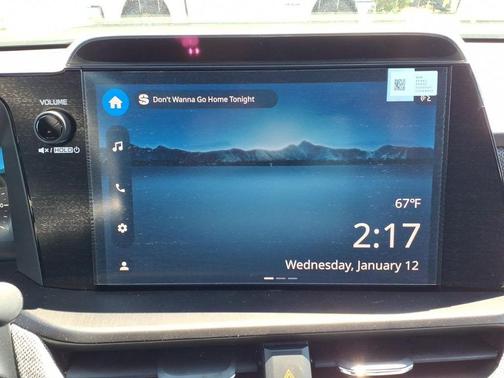 Crystal White Pearl 2026 Subaru Outback Premium