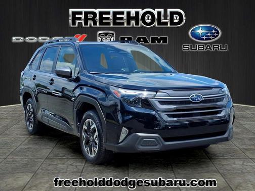 Crystal Black Silica 2025 Subaru Forester Premium