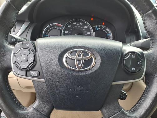 2013 Toyota Camry XLE